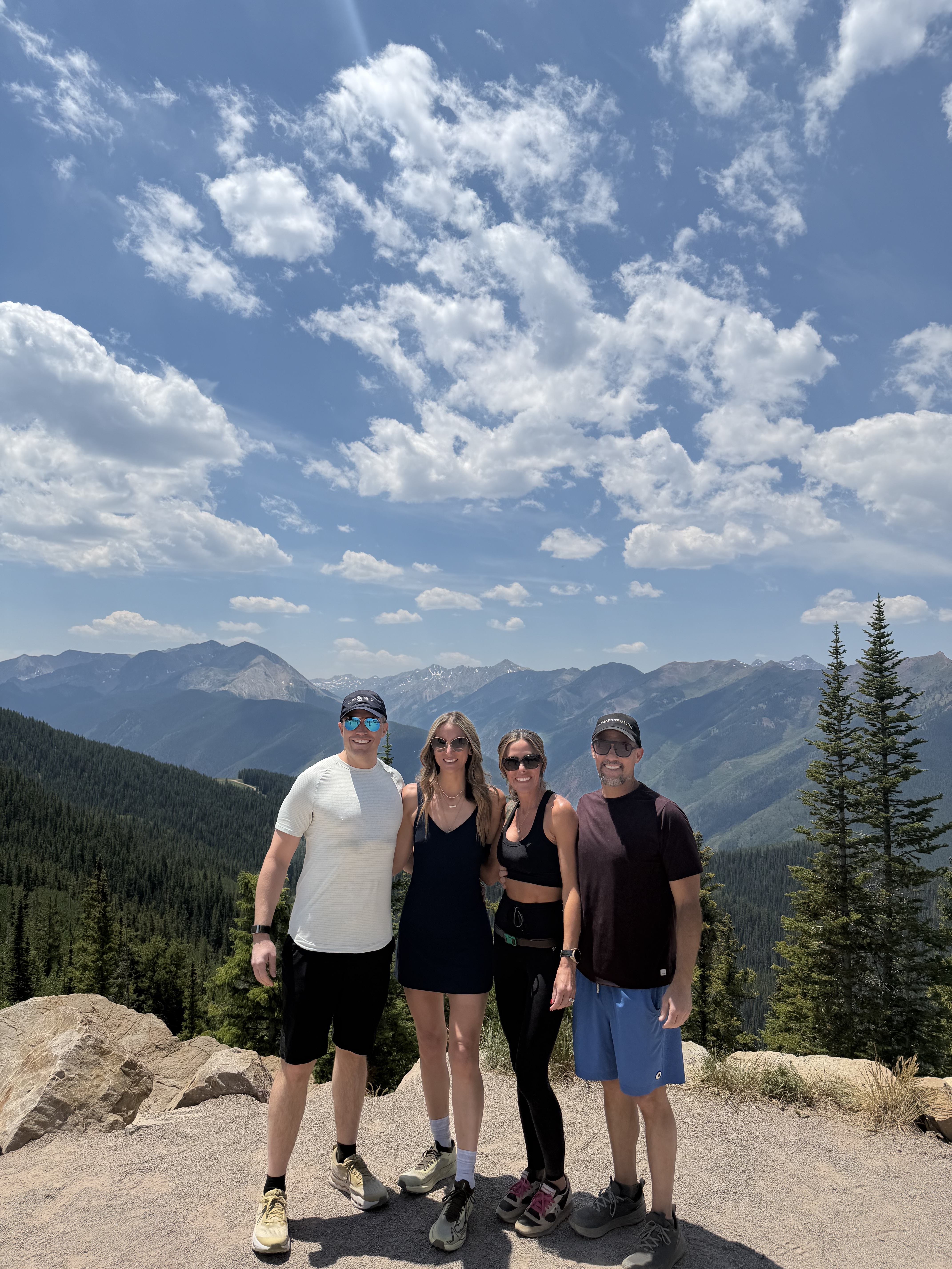 Issue 024 - Image 03 - 4 hikers summit