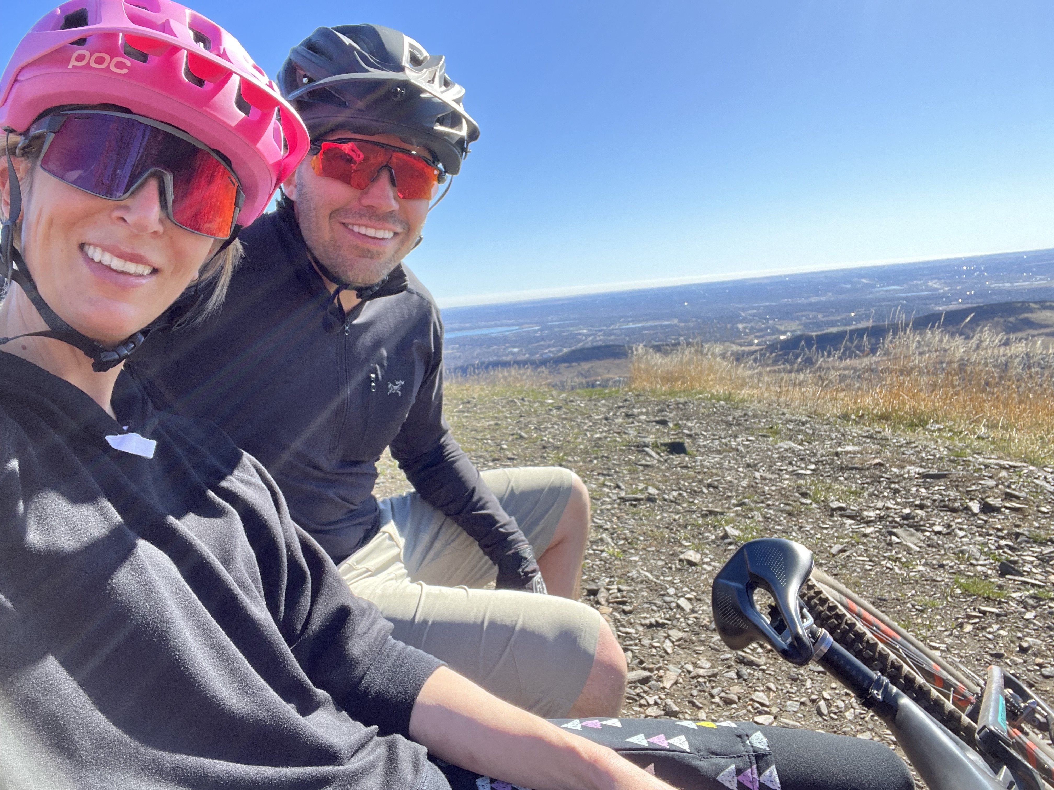 Issue 032 - Image 02 - Joey & Caitlyn mountain biking